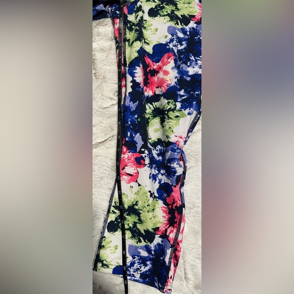GAP Floral GapFit gFast legging capris - Picture 6 of 13